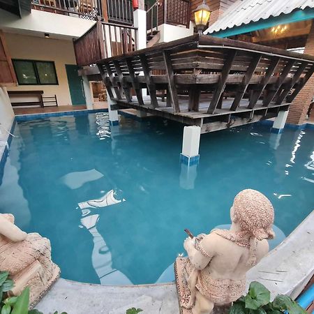 Apartamento Tepbunthomhouse Ayutthaya Exterior foto