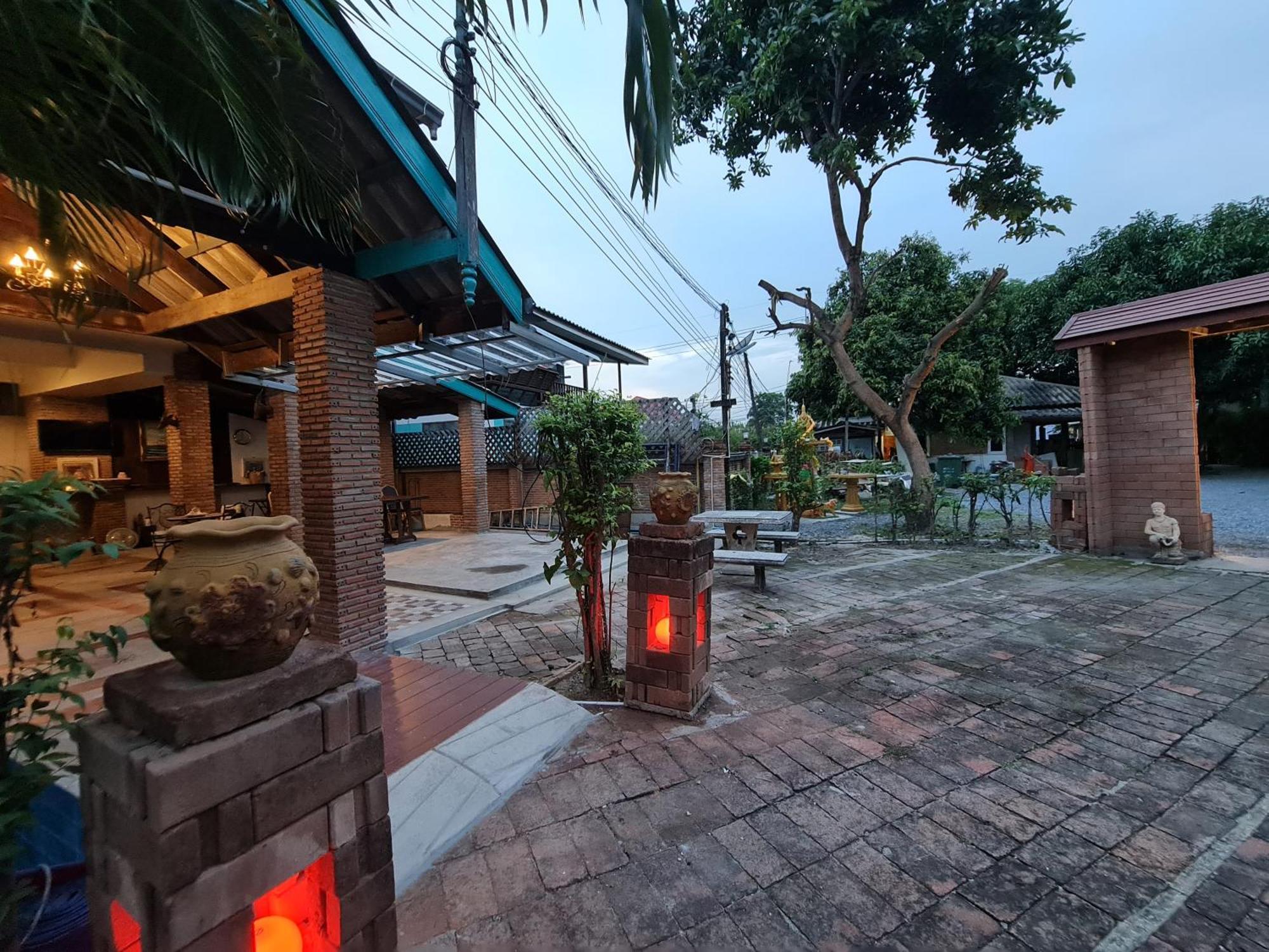 Apartamento Tepbunthomhouse Ayutthaya Exterior foto