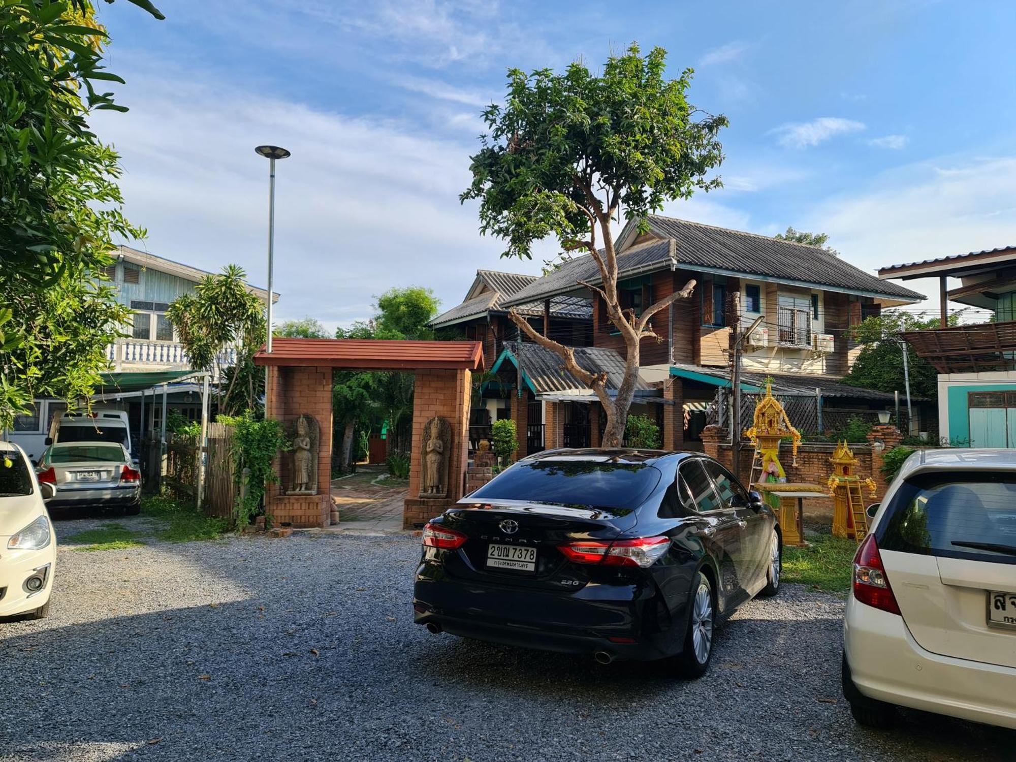 Apartamento Tepbunthomhouse Ayutthaya Exterior foto