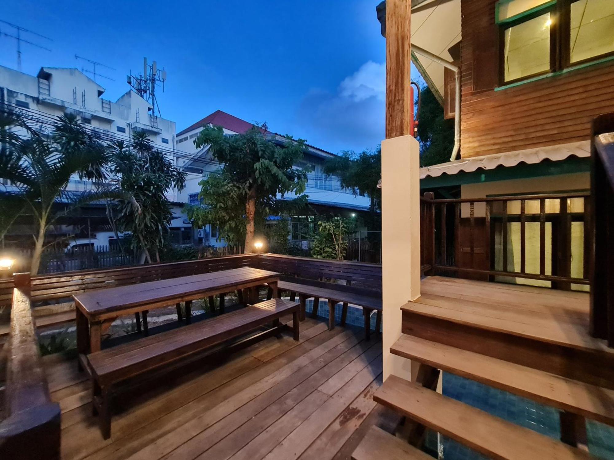 Apartamento Tepbunthomhouse Ayutthaya Exterior foto